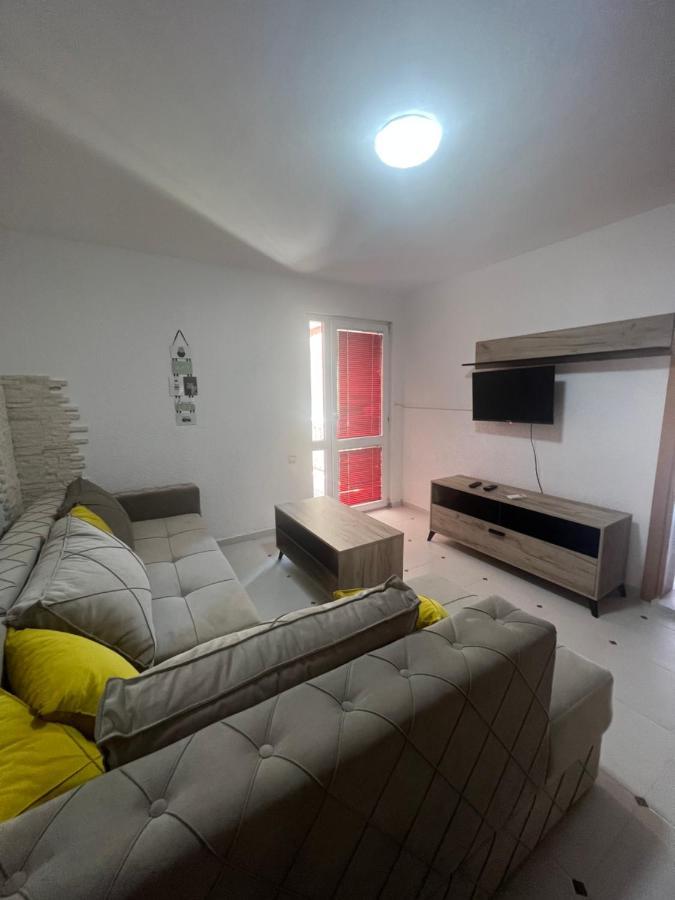 Villa Ajsa Бар Экстерьер фото